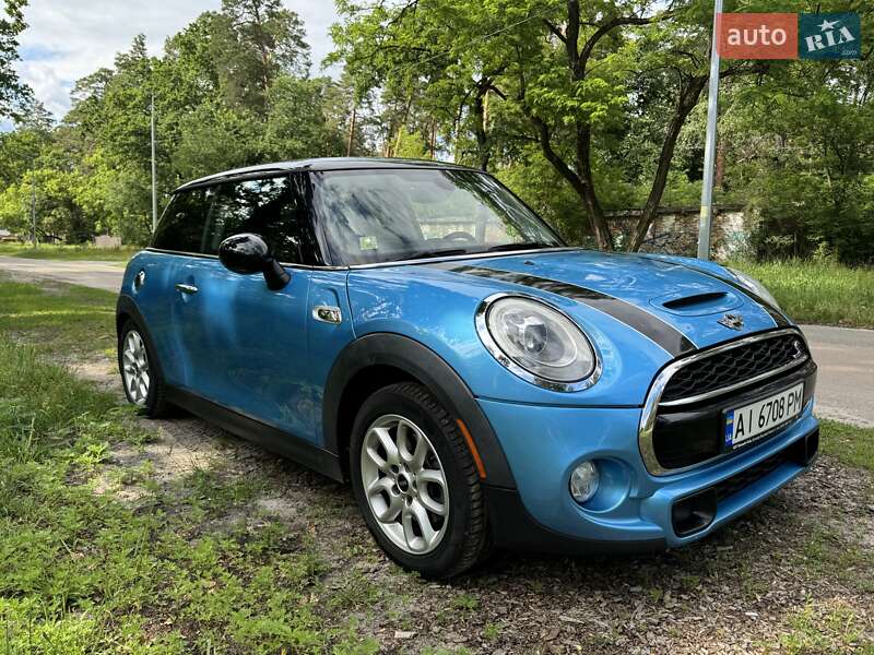 Хетчбек MINI Hatch 2015 в Києві