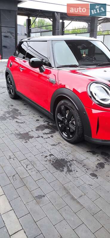Хетчбек MINI Hatch 2022 в Києві