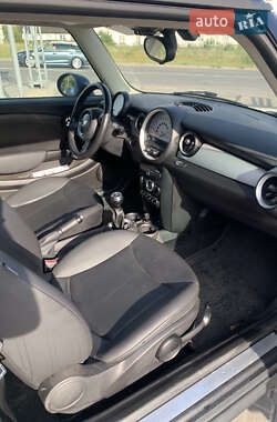 Хетчбек MINI Hatch 2012 в 