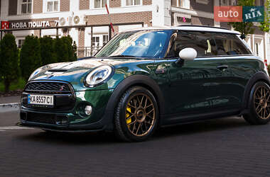 Хетчбек MINI Hatch 2017 в Києві