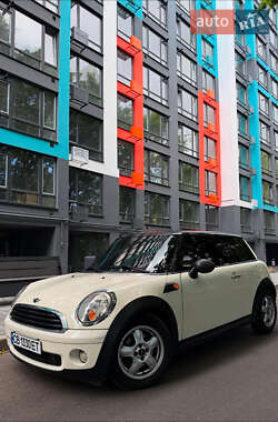 Хетчбек MINI Hatch 2009 в Чернігові