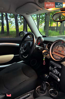 Хетчбек MINI Hatch 2009 в 