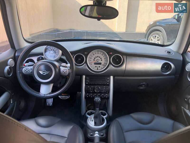 Хетчбек MINI Hatch 2005 в Одесі