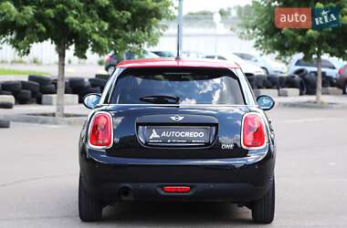 Хэтчбек MINI Hatch 2015 в 