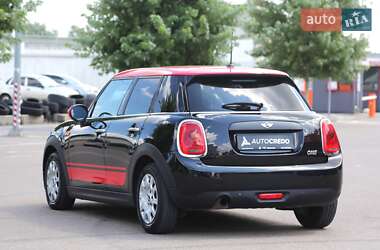 Хэтчбек MINI Hatch 2015 в 