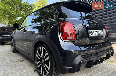 Хетчбек MINI Hatch 2021 в 