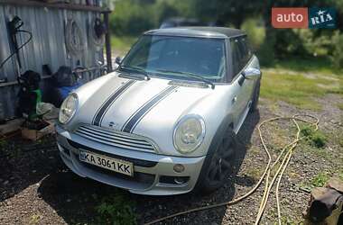 Хетчбек MINI Hatch 2002 в 