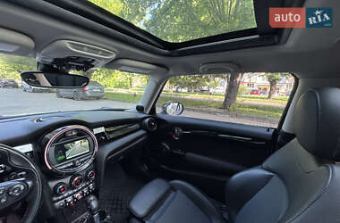 Хетчбек MINI Hatch 2019 в 