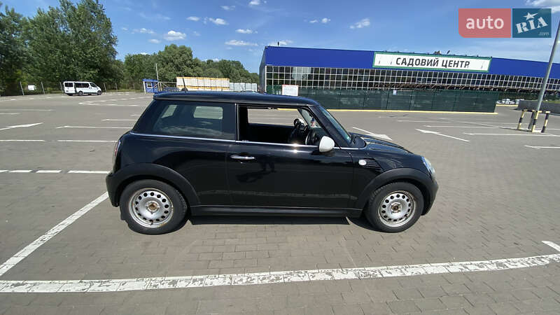 Хетчбек MINI Hatch 2009 в Львові