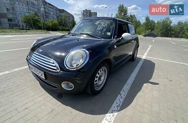 Хетчбек MINI Hatch 2009 в 