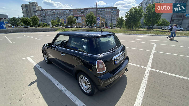 Хетчбек MINI Hatch 2009 в Львові