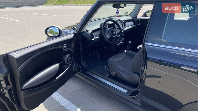 Хетчбек MINI Hatch 2009 в Львові