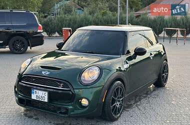 Хэтчбек MINI Hatch 2015 в 