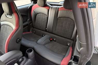 Хетчбек MINI Hatch 2019 в 
