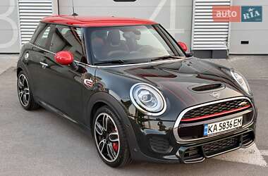 Хетчбек MINI Hatch 2019 в 