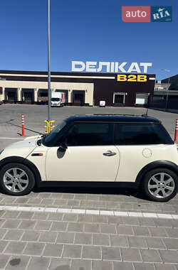 Хетчбек MINI Hatch 2005 в 