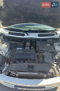 Хетчбек MINI Hatch 2005 в 