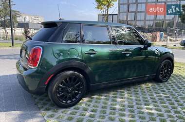 Хетчбек MINI Hatch 2017 в 