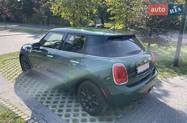 Хетчбек MINI Hatch 2017 в 