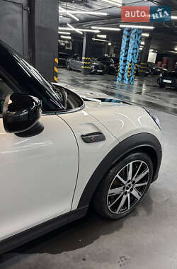 Хэтчбек MINI Hatch 2021 в 