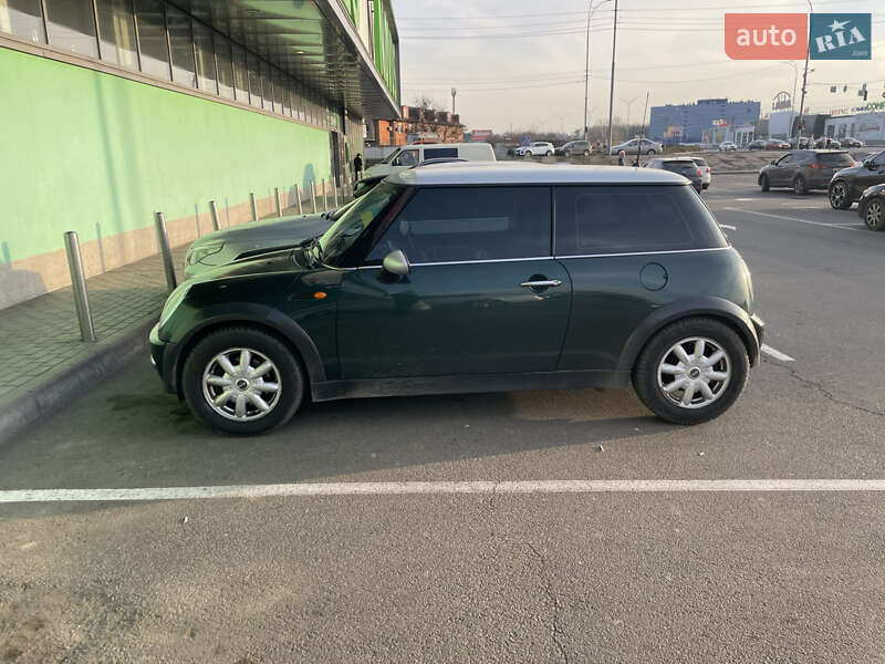 Хэтчбек MINI Hatch 2002 в Киеве фото 9 Хэтчбек MINI Hatch 2002 в Киеве