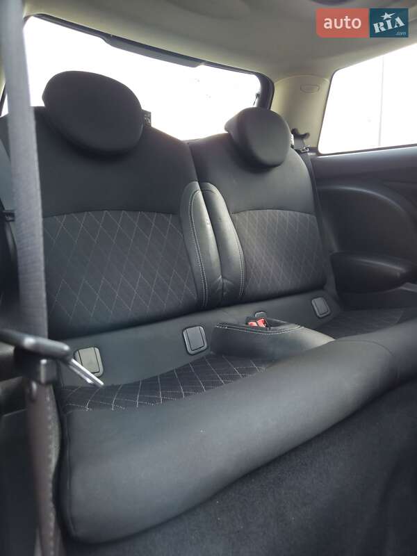 Хетчбек MINI Hatch 2012 в Харкові