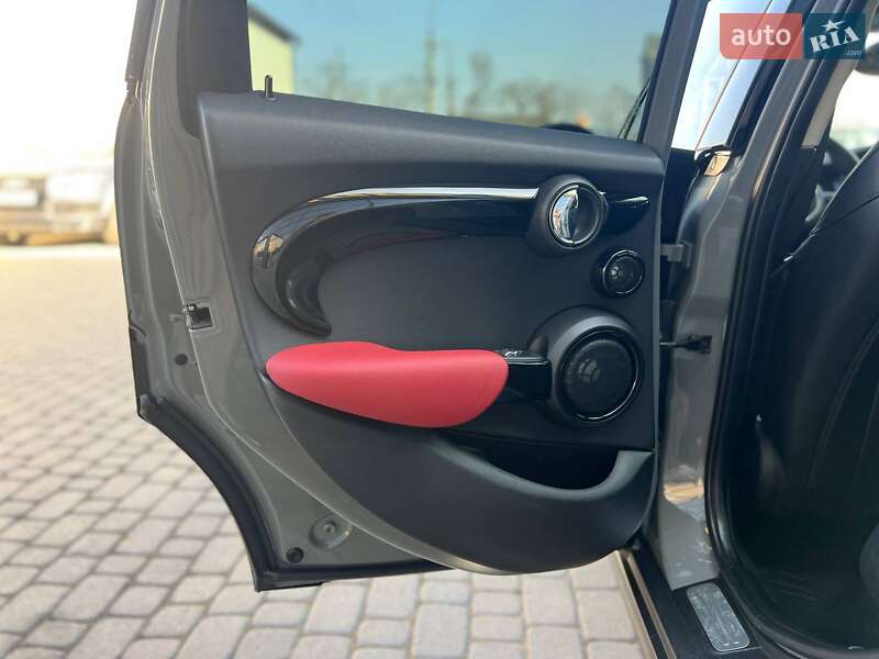 Хэтчбек MINI Hatch 2017 в Ивано-Франковске фото 18 Хэтчбек MINI Hatch 2017 в Ивано-Франковске