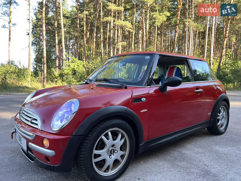 Хетчбек MINI Hatch 2003 в 