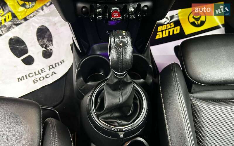 Хэтчбек MINI Hatch 2015 в Черновцах