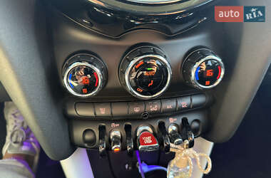 Хетчбек MINI Hatch 2015 в 
