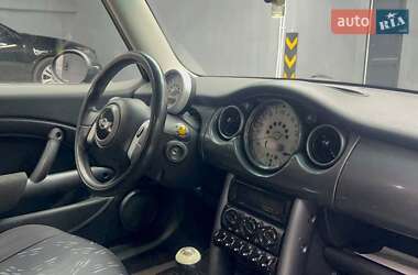 Хетчбек MINI Hatch 2005 в 