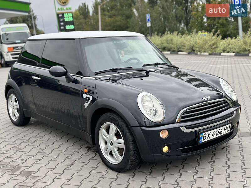 Хэтчбек MINI Hatch 2005 в Хмельницком