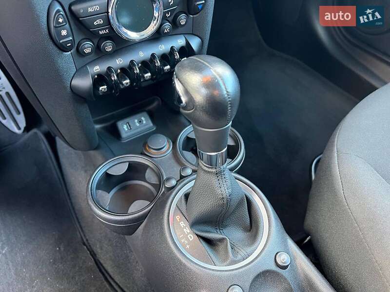 Хетчбек MINI Hatch 2013 в Львові