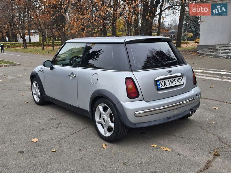 Хетчбек MINI Hatch 2004 в Києві фото 3 Хетчбек MINI Hatch 2004 в Києві