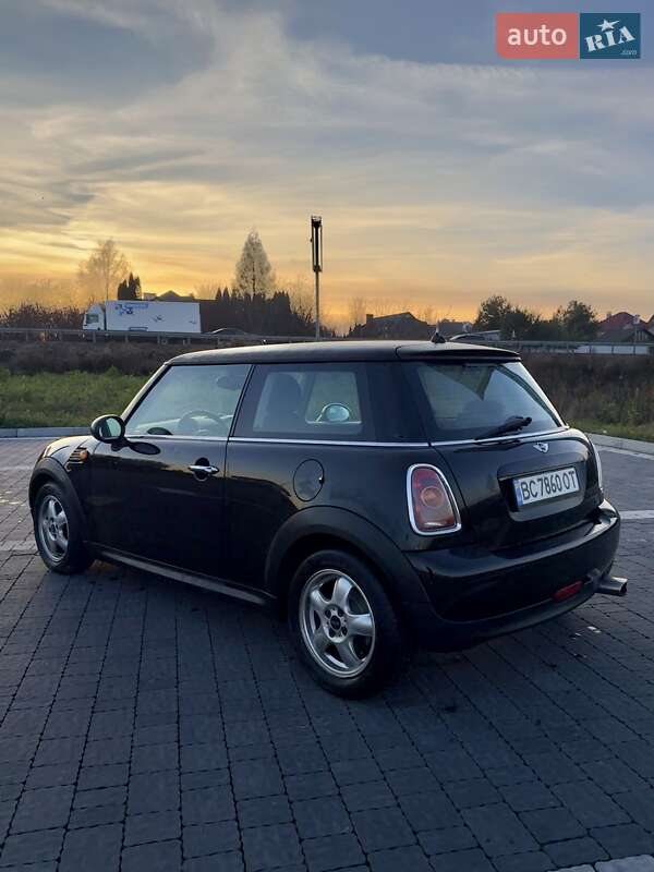 Хетчбек MINI Hatch 2009 в Луцьку фото 6 Хетчбек MINI Hatch 2009 в Луцьку