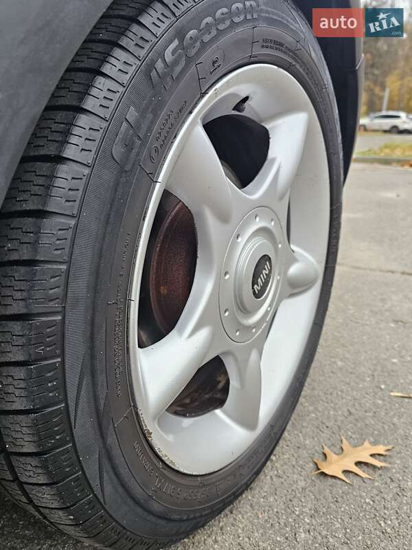 Хэтчбек MINI Hatch 2004 в Киеве фото 18 Хэтчбек MINI Hatch 2004 в Киеве