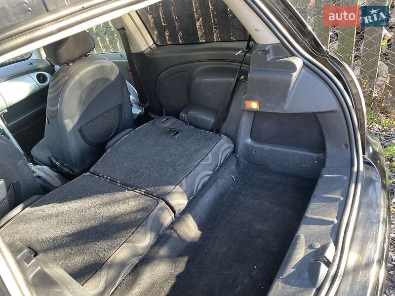 Хетчбек MINI Hatch 2001 в Звягелі