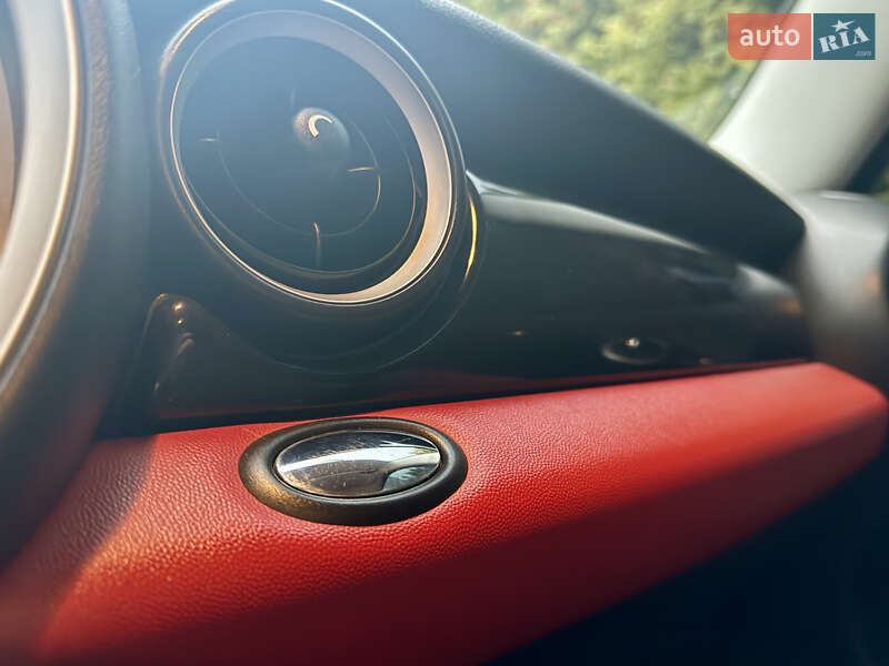 Хэтчбек MINI Hatch 2007 в Киеве