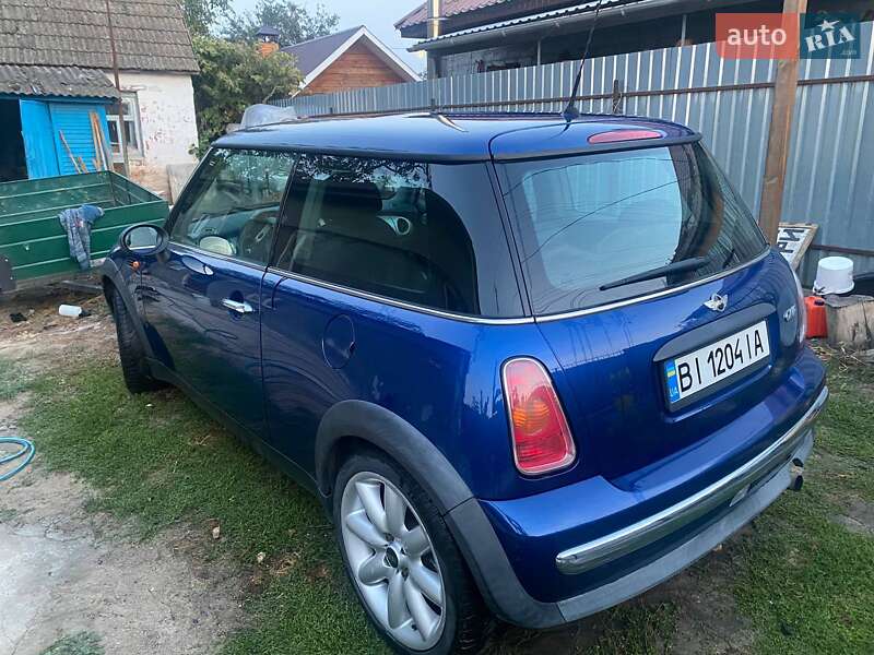 Хетчбек MINI Hatch 2001 в Гадячі