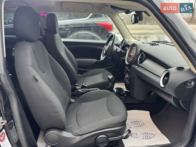 Хэтчбек MINI Hatch 2010 в Сумах фото 38 Хэтчбек MINI Hatch 2010 в Сумах