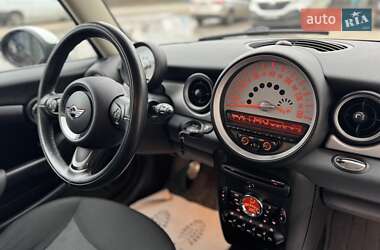 Хэтчбек MINI Hatch 2010 в Сумах