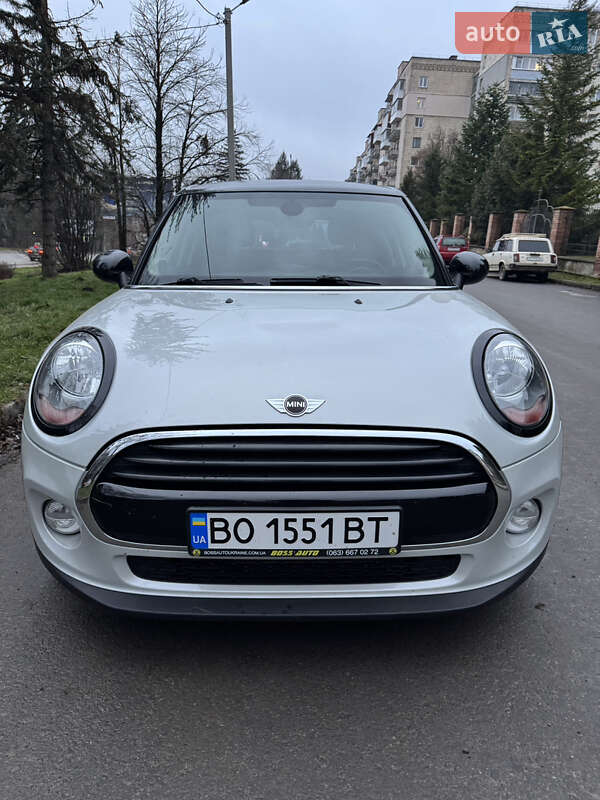 Хэтчбек MINI Hatch 2017 в Тернополе фото 3 Хэтчбек MINI Hatch 2017 в Тернополе