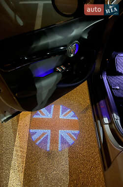 Хэтчбек MINI Hatch 2019 в Киеве