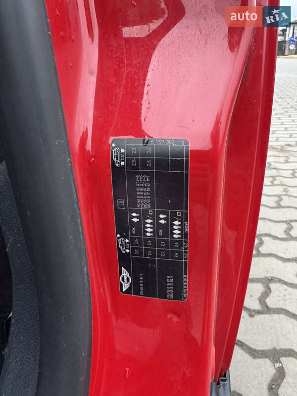 Хэтчбек MINI Hatch 2003 в Ивано-Франковске