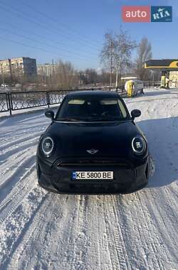 Хэтчбек MINI Hatch 2021 в Днепре