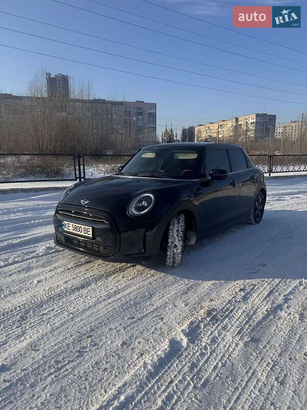 Хэтчбек MINI Hatch 2021 в Днепре фото 5 Хэтчбек MINI Hatch 2021 в Днепре