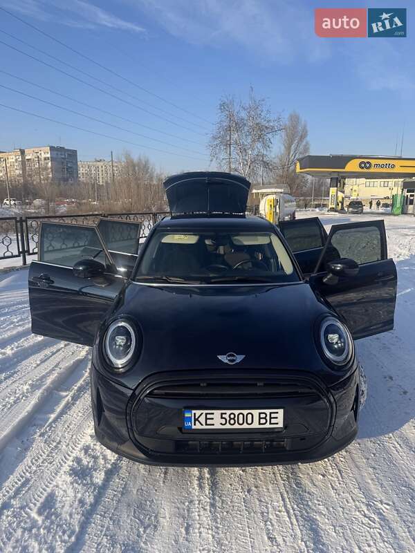 Хэтчбек MINI Hatch 2021 в Днепре фото 9 Хэтчбек MINI Hatch 2021 в Днепре