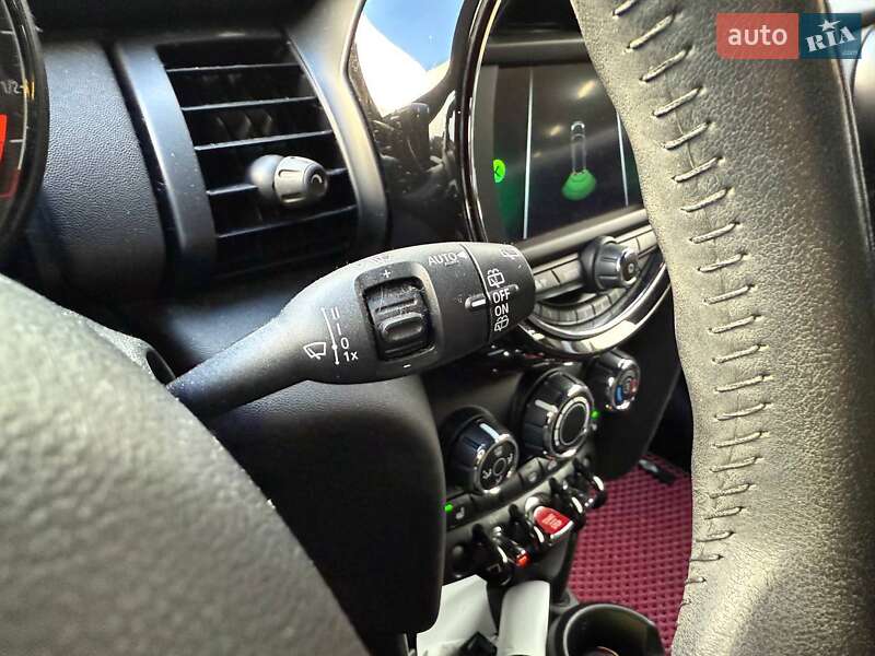 Хэтчбек MINI Hatch 2019 в Киеве