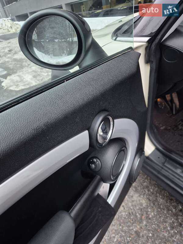 Хэтчбек MINI Hatch 2008 в Львове