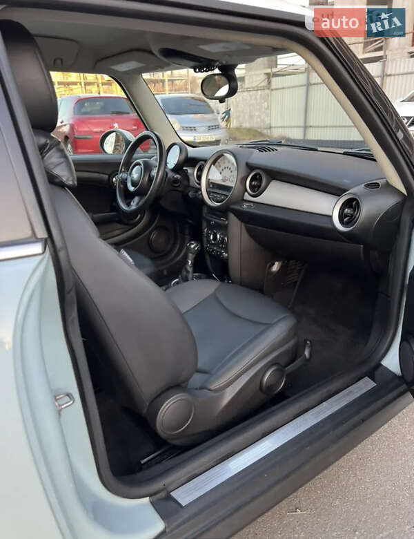 Хэтчбек MINI Hatch 2013 в Хмельницком фото 7 Хэтчбек MINI Hatch 2013 в Хмельницком